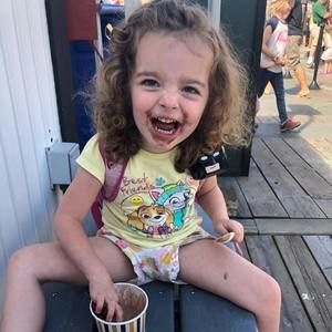 Meet your Posher, Lisa